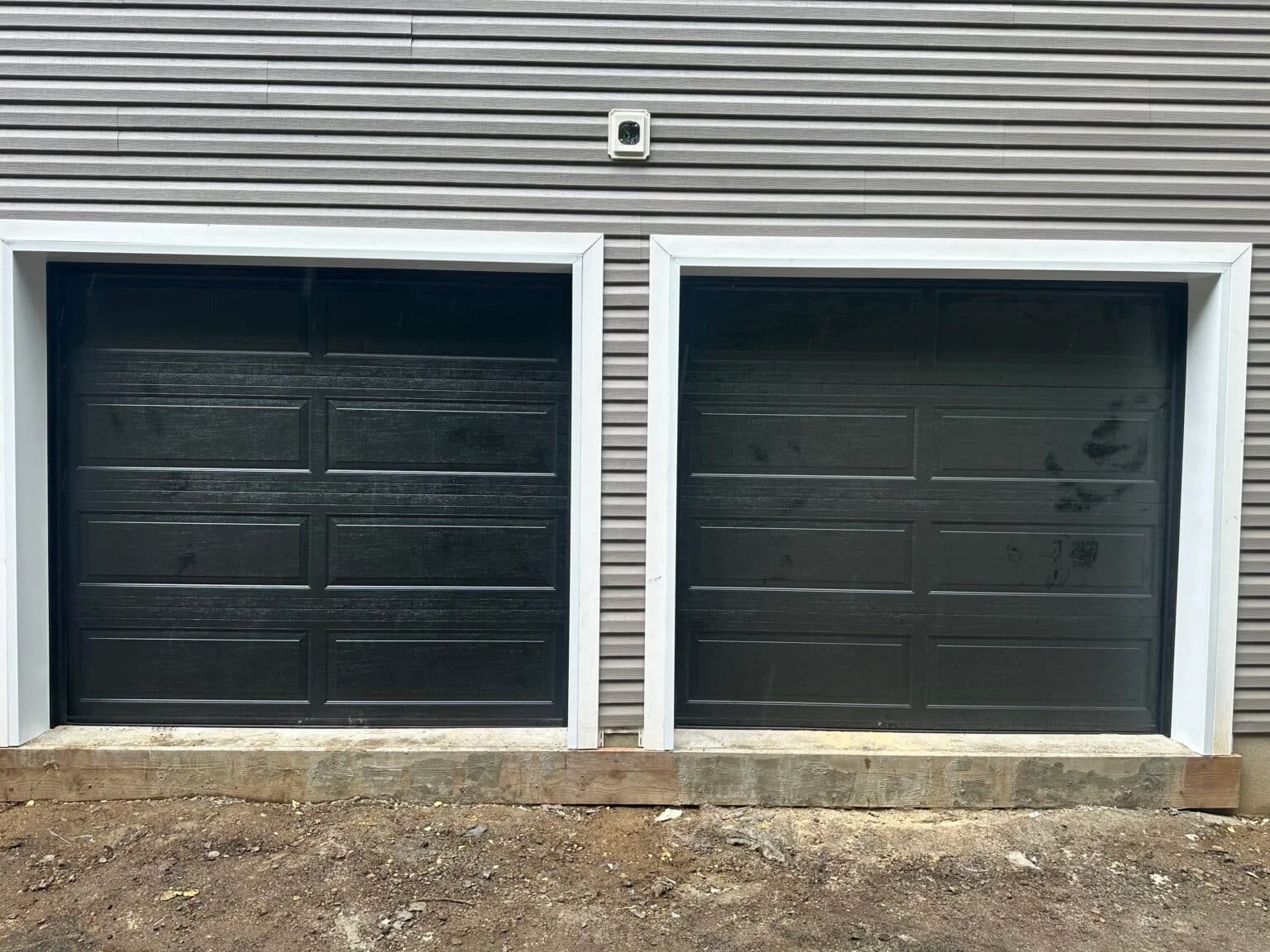 Garage Door Installation Timeframes: Duration, Process, and Key Influencing Factors